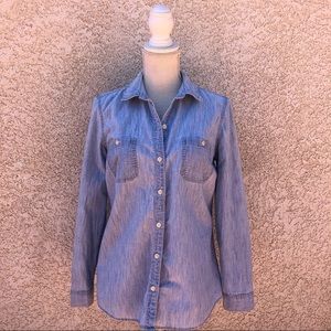 Old Navy Chambray Button Down Long Sleeve Top